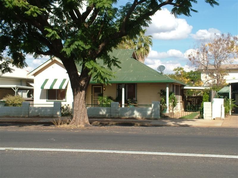 39 Macleay Street, Dubbo NSW 2830