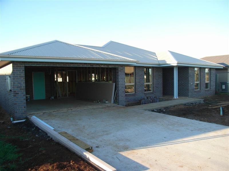 16 Peel Street, Dubbo NSW 2830