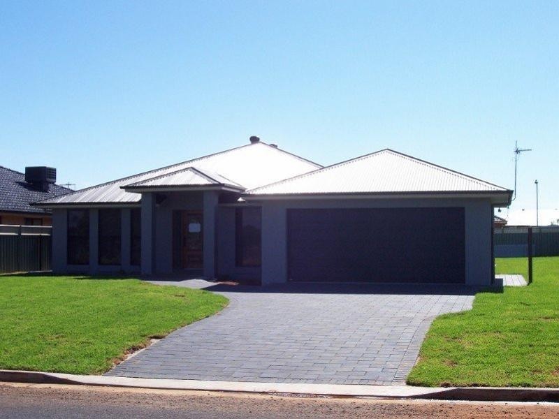 583 Wheelers Lane, Dubbo NSW 2830