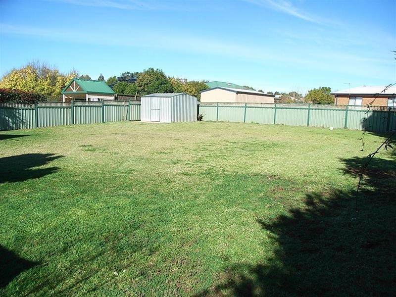 15 Grangewood Drive, Dubbo NSW 2830
