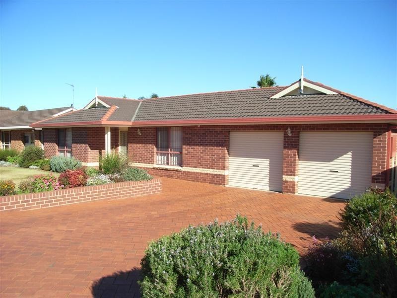61 Websdale Drive, Dubbo NSW 2830