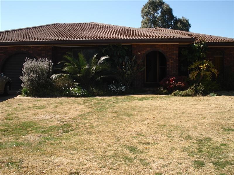 12 Alder Place, Dubbo NSW 2830