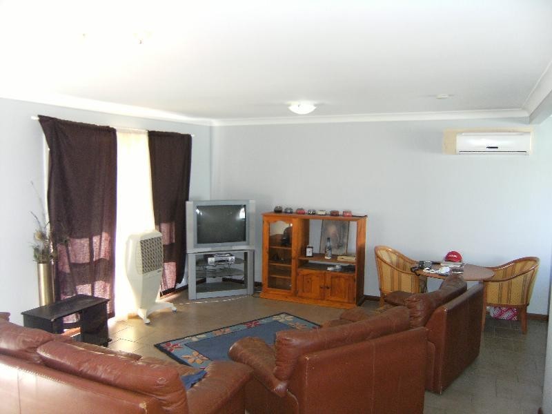 5 Nona Place, Dubbo NSW 2830