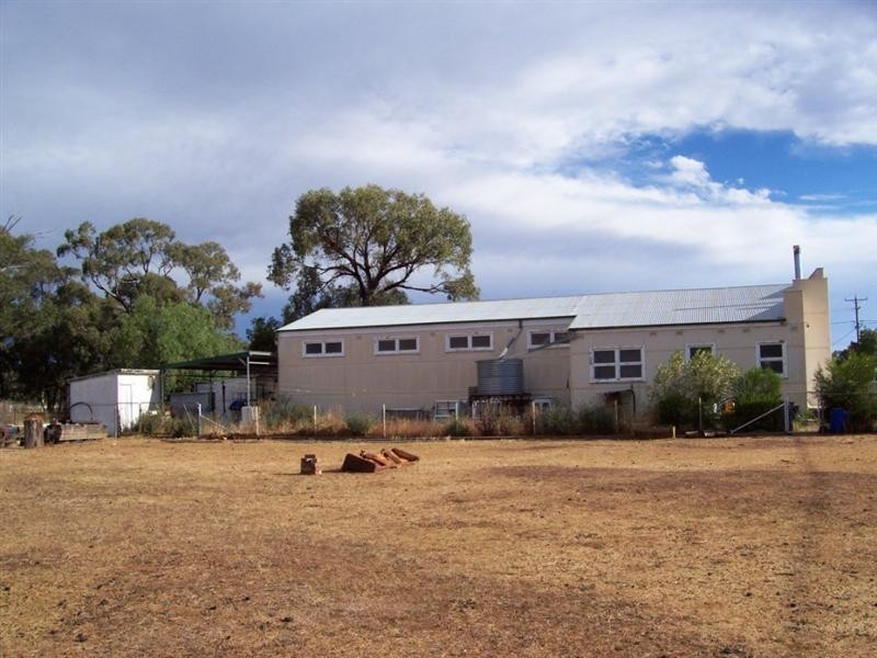 20 Farnell Street, Mendooran NSW 2842