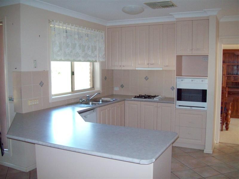 2R Nocoleche Drive, Dubbo NSW 2830