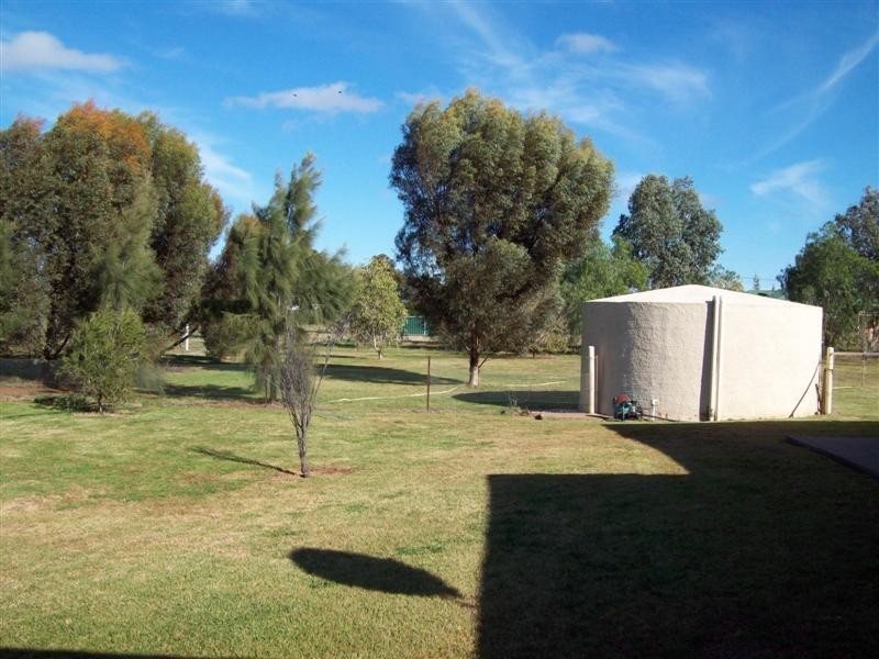 2R Nocoleche Drive, Dubbo NSW 2830