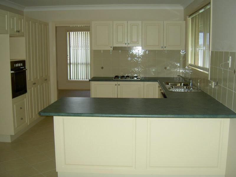 6 Hawkesbury Place, Dubbo NSW 2830