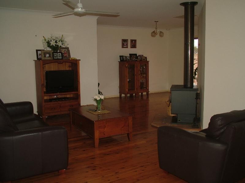 2 Willowbend Way, Dubbo NSW 2830