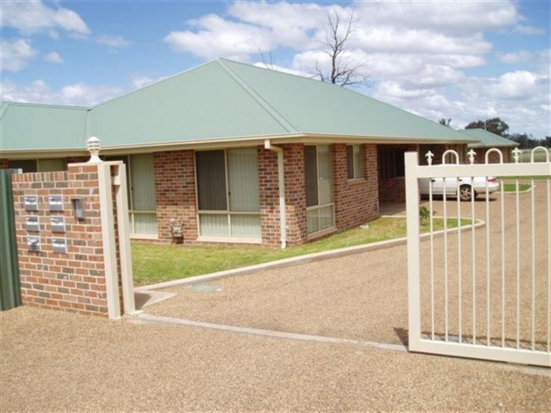 4-6/11A Maxwell Street, Wellington NSW 2820