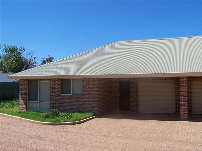 4-6/11A Maxwell Street, Wellington NSW 2820