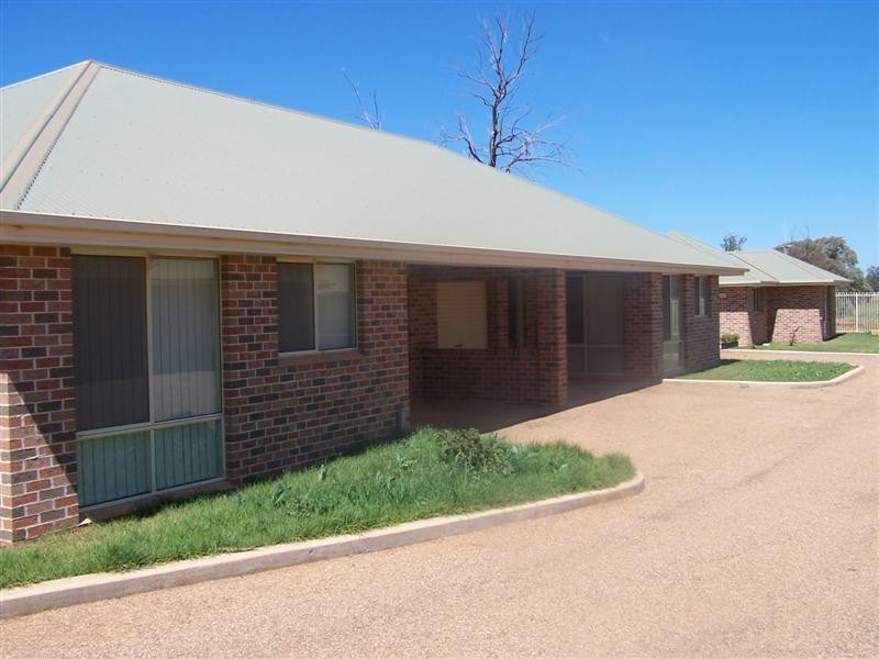 4-6/11A Maxwell Street, Wellington NSW 2820