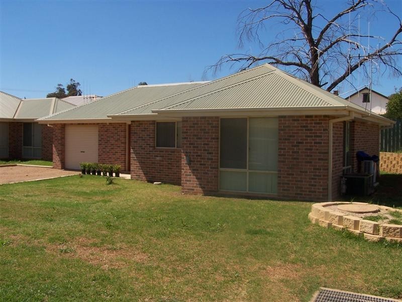 4-6/11A Maxwell Street, Wellington NSW 2820