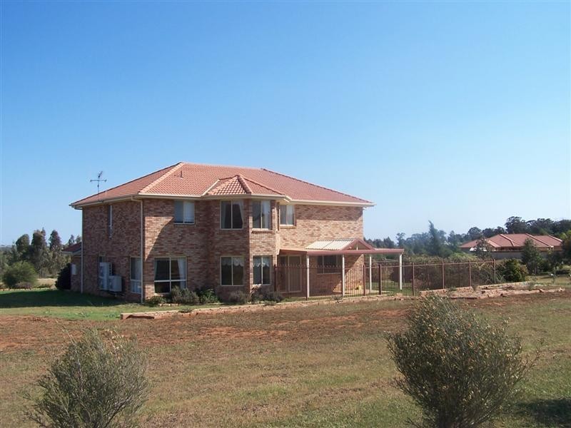 30L Debeaufort Drive, Dubbo NSW 2830