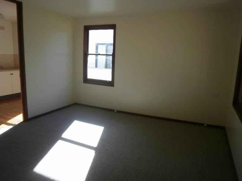 11 Aldrin Place, Dubbo NSW 2830