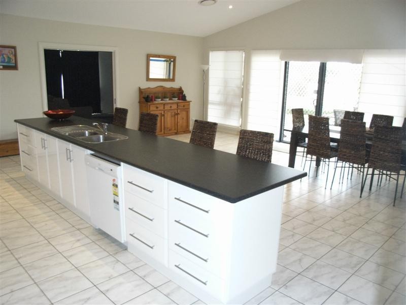 7 Chanara Crescent, Dubbo NSW 2830