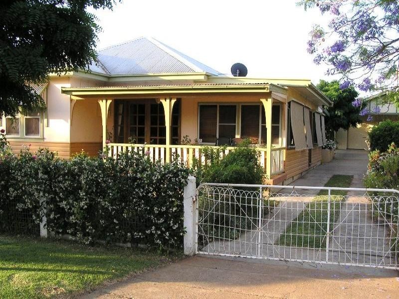 10 Ronald Street, Dubbo NSW 2830