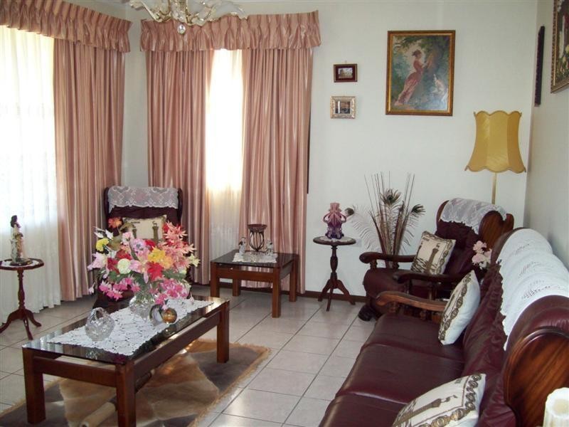 14 Hutchins Avenue, Dubbo NSW 2830