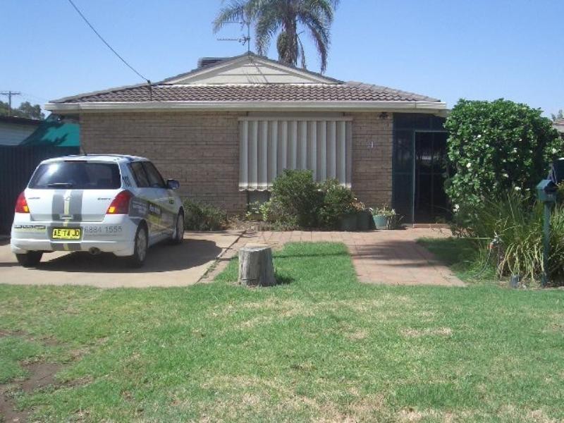 11 Muller Street, Dubbo NSW 2830