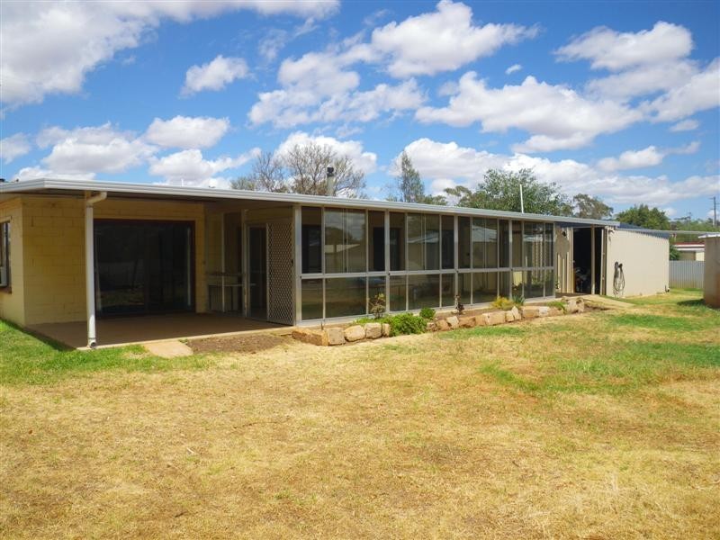 16 Railway Street, Wongarbon NSW 2831