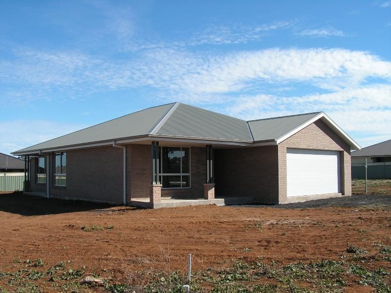 3 Ritz Place, Dubbo NSW 2830