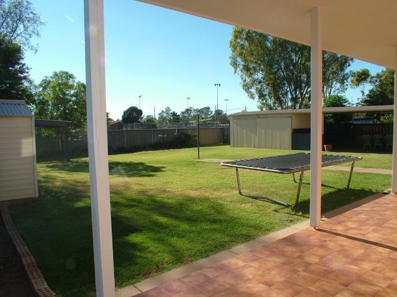 16 Mackay Drive, Dubbo NSW 2830