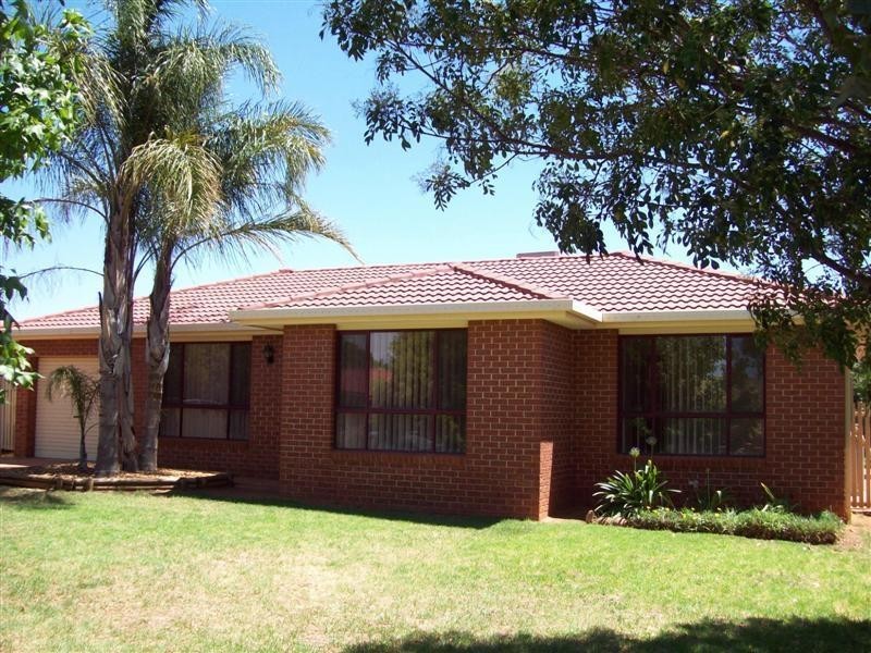 5 Wren Place, Dubbo NSW 2830