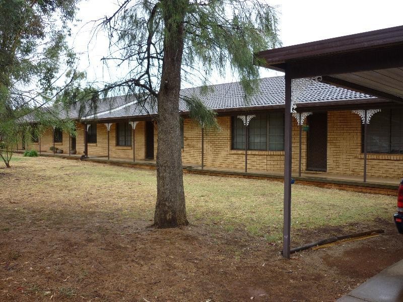Units 1-4/3 Forrest Crescent, Dubbo NSW 2830
