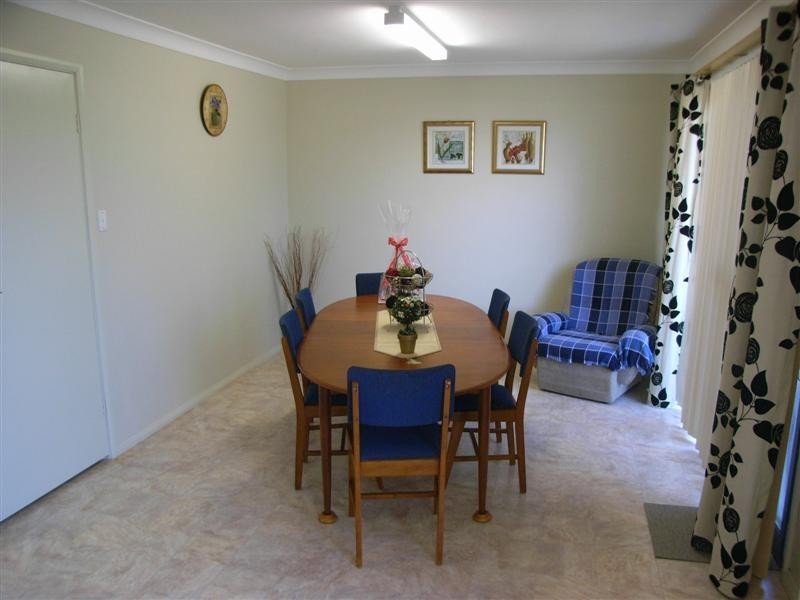 33 Margaret Crescent, Dubbo NSW 2830