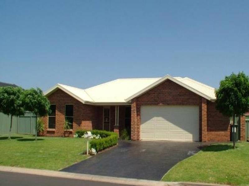1 Hawkesbury Place, Dubbo NSW 2830