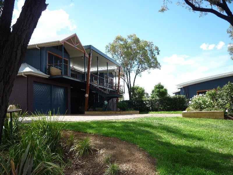 16 Glenabbey Drive, Dubbo NSW 2830