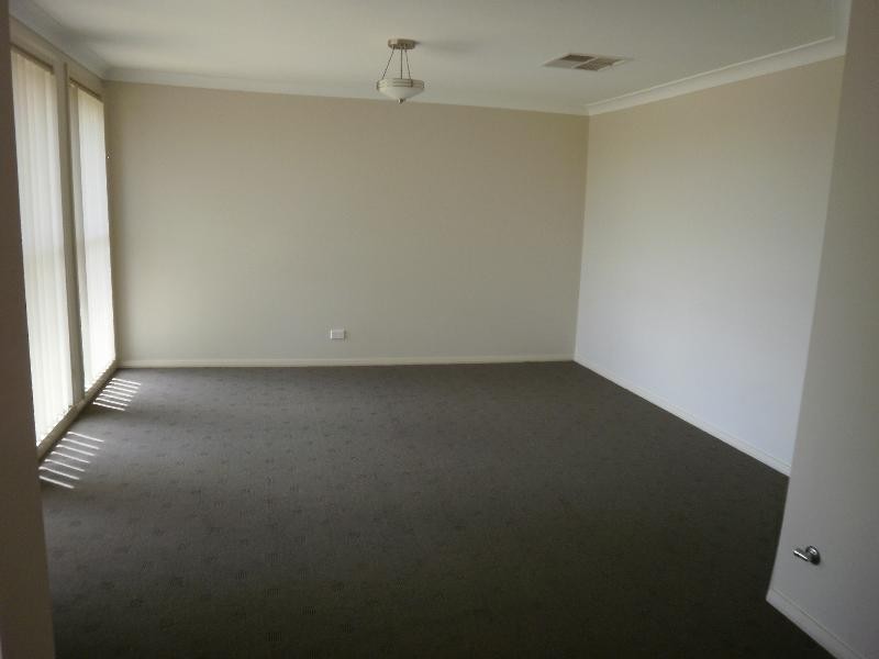 24 Arthur Summons, Dubbo NSW 2830