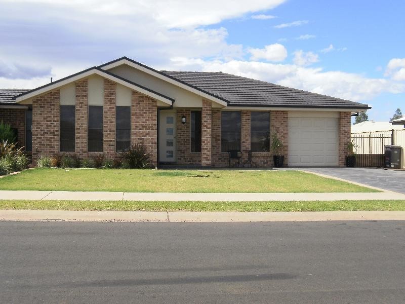 1 Cobbitty Avenue, Dubbo NSW 2830