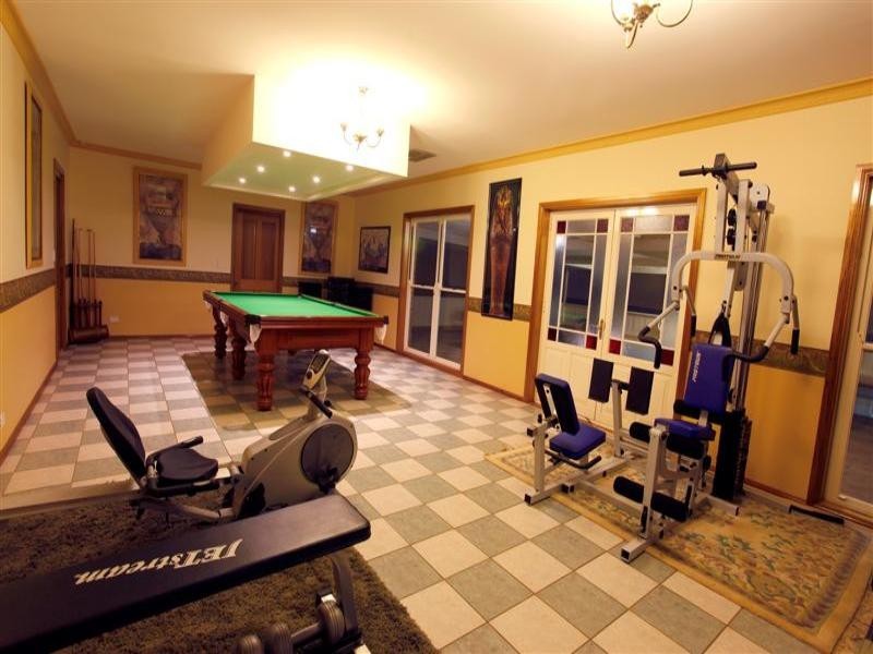 8 Charmere Place, Dubbo NSW 2830