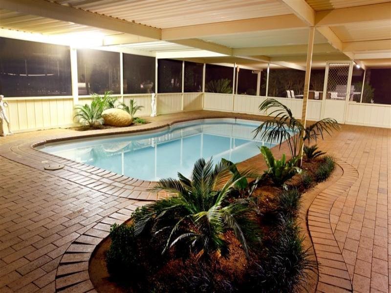 8 Charmere Place, Dubbo NSW 2830