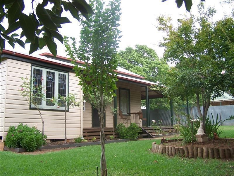 87 Wellington Street, Geurie NSW 2831