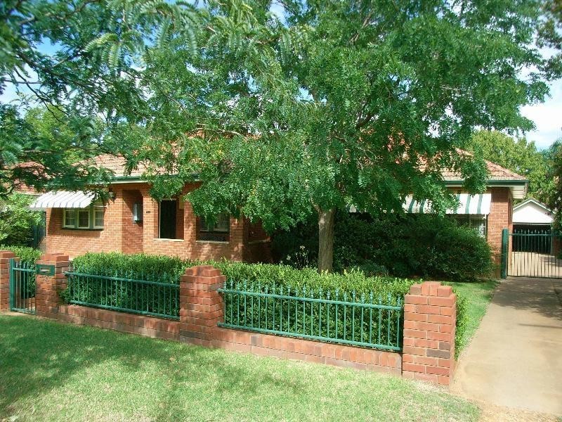335 Darling Street, Dubbo NSW 2830