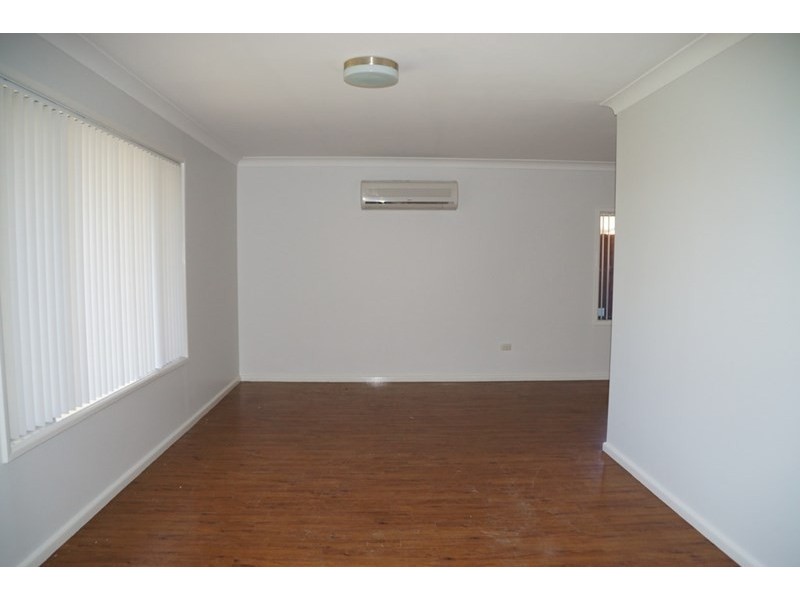 19 Hampden Street, Dubbo NSW 2830