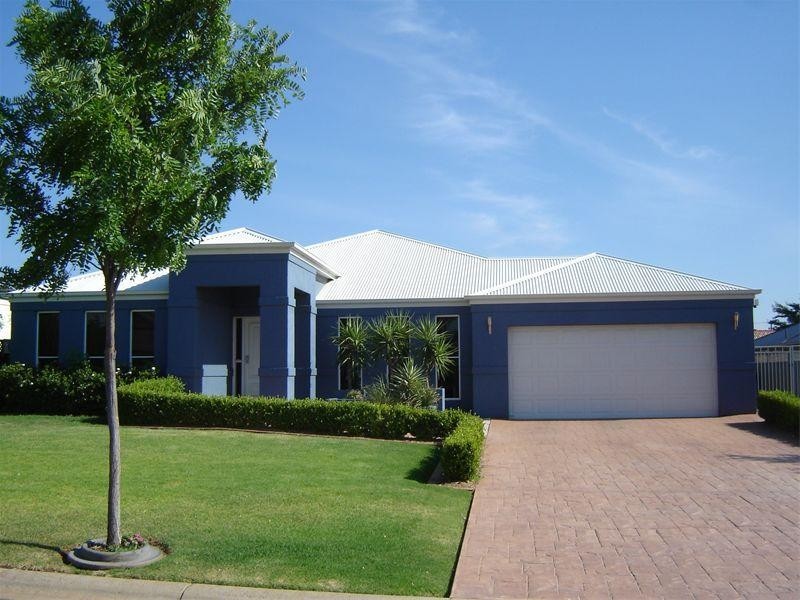 9 Robina cresent, Dubbo NSW 2830