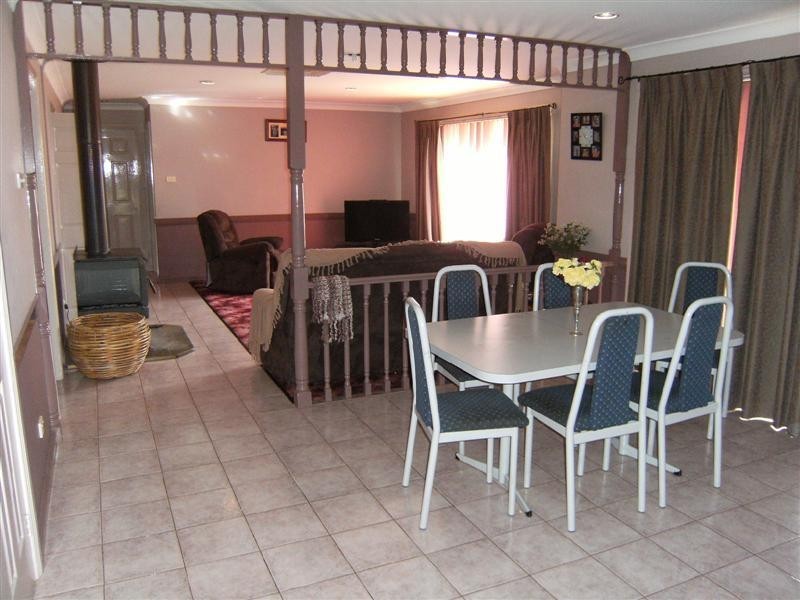 7 Hellyer Court, Dubbo NSW 2830