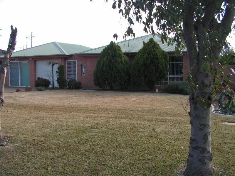 20 Sovereign Street, Dubbo NSW 2830