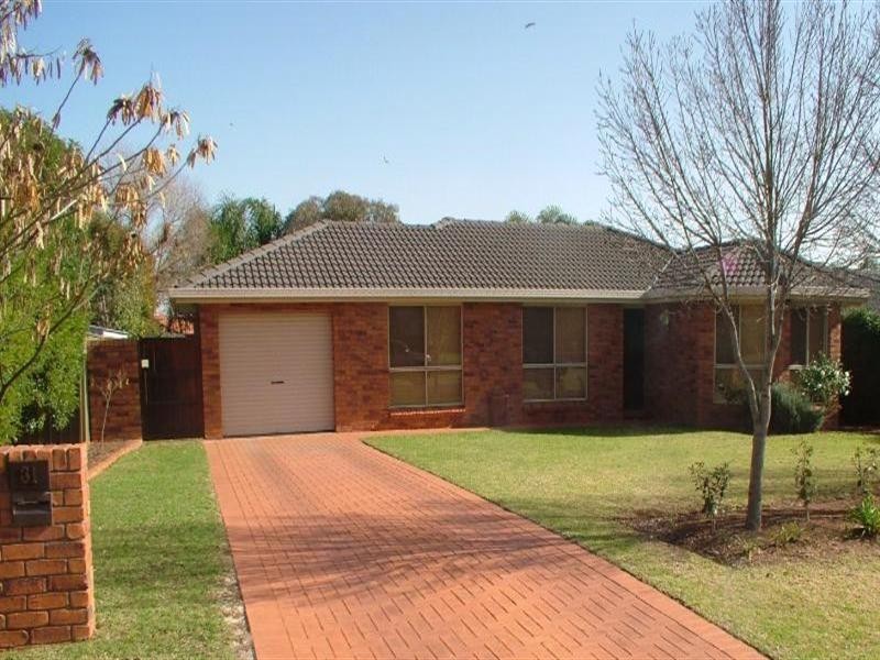 31 Websdale Drive, Dubbo NSW 2830