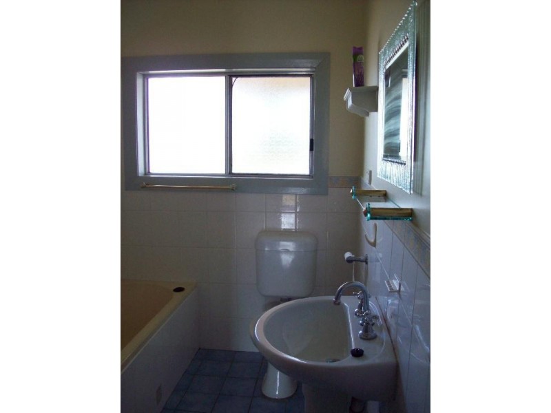 11 Macdonald Street, Dubbo NSW 2830