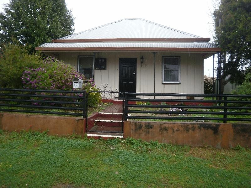 37 Bishop Street, Dubbo NSW 2830