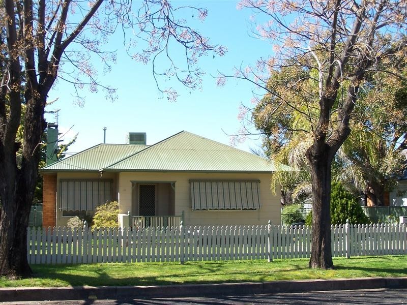 40 Bennett Street, Dubbo NSW 2830