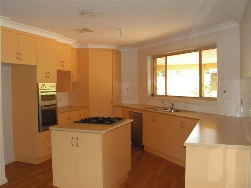9 Boree Drive, Dubbo NSW 2830