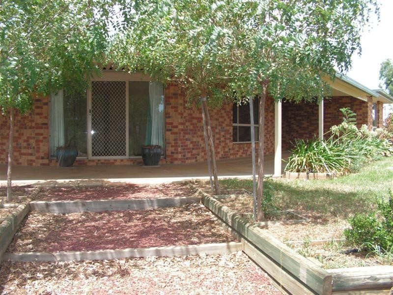 9 Boree Drive, Dubbo NSW 2830