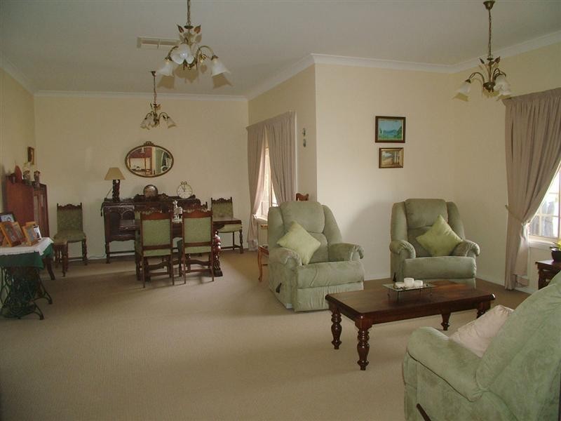 9 Sunvale Avenue, Dubbo NSW 2830