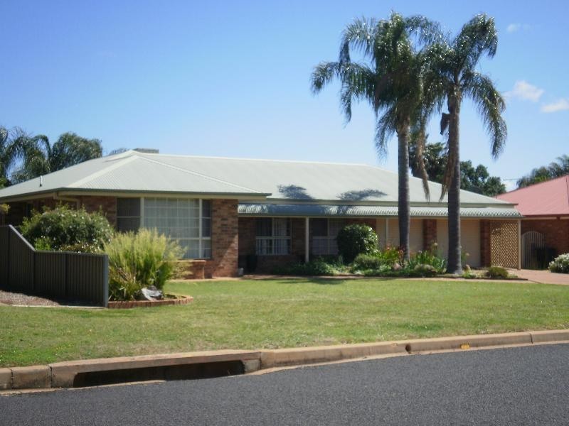 52 Davidson Drive, Dubbo NSW 2830