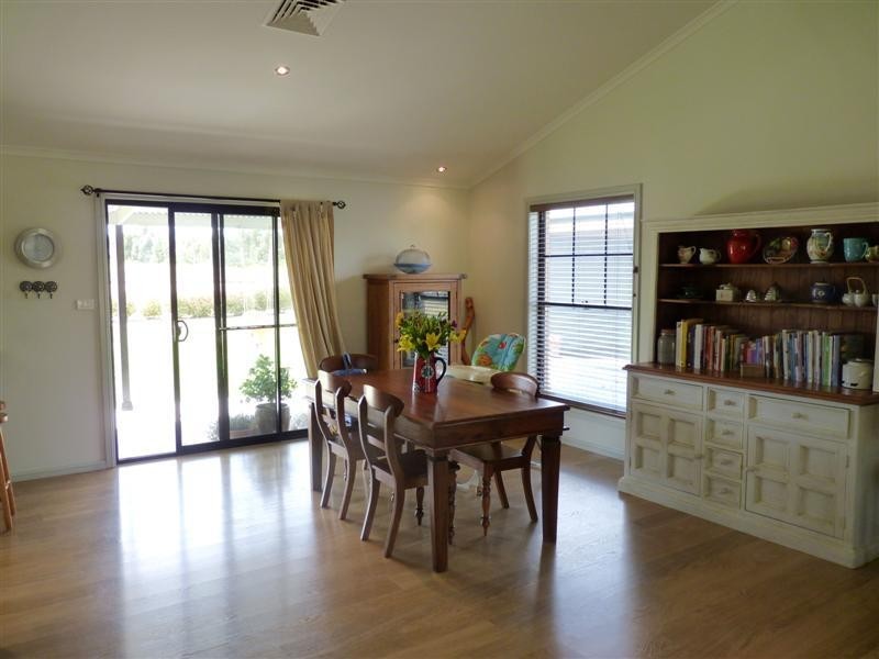 8 Torryburn Way, Dubbo NSW 2830