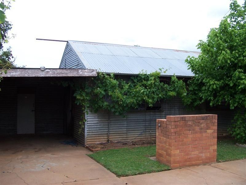 11 Arthur Street, Dubbo NSW 2830